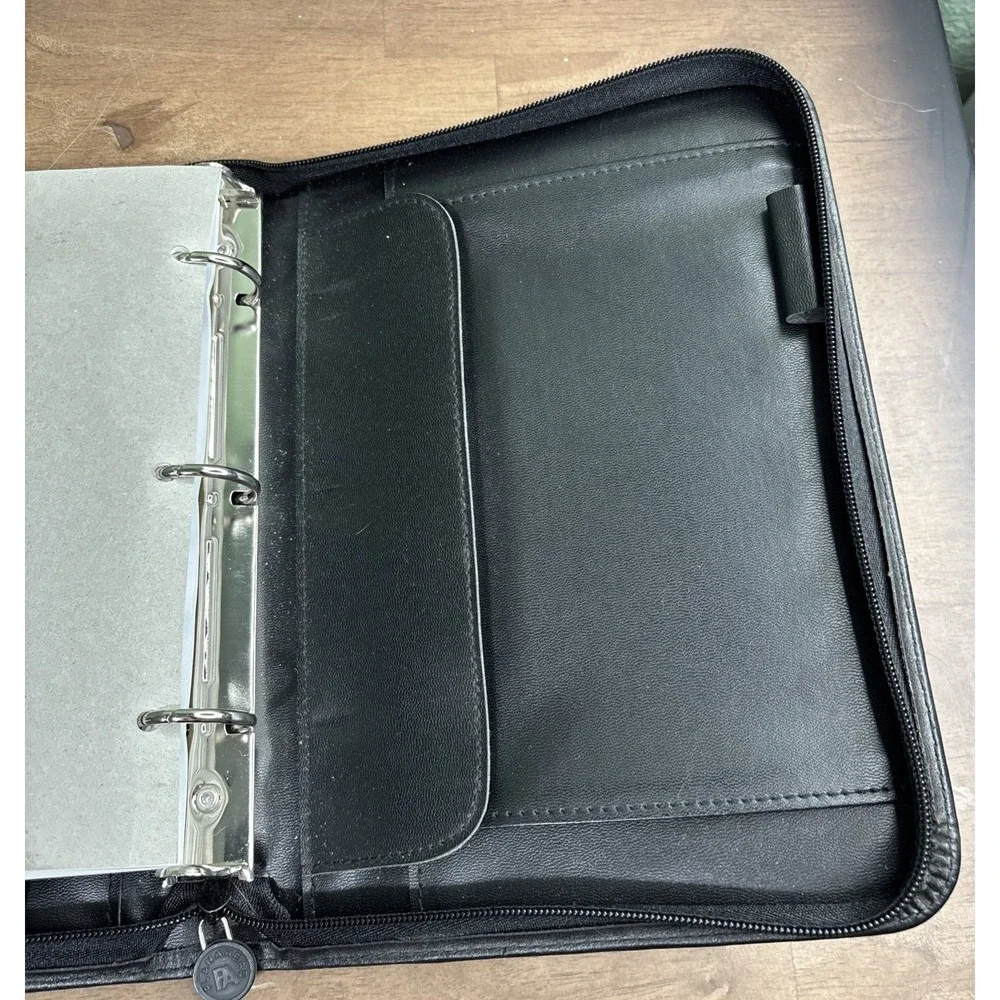Plan Ahead Faux Leather Zipper 3 Ring Day Planner 10.25